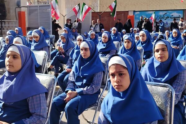 آیین نواختن گلبانگ انقلاب اسلامی با حضور استاندار فارس