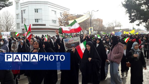 گلستانی از غرور در سملقان؛ موج حضور مردم در جشن انقلاب