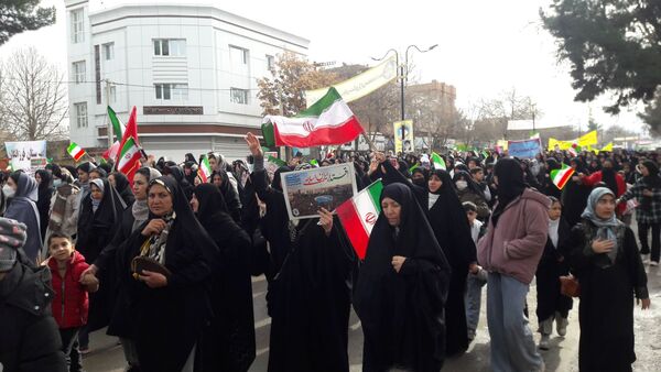 گلستانی از غرور در سملقان؛ موج حضور مردم در جشن انقلاب