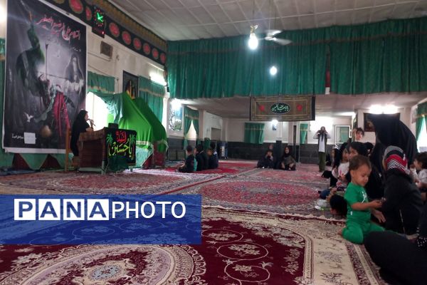 اجتماع بزرگ شیرخوارگان حسینی در روستای گزکوه