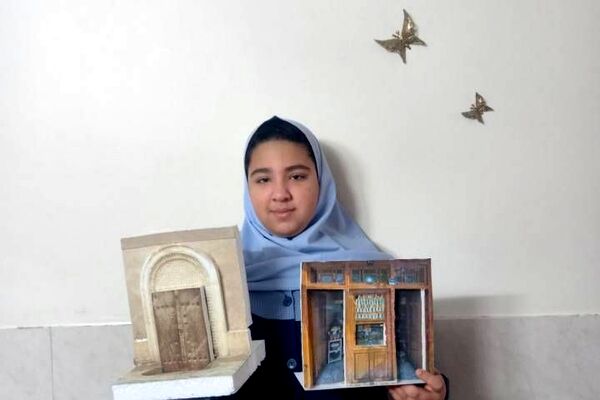 نمایشگاه دست سازه های دانش‌آموزی در دبستان شهید مجید مجیدی ناحیه دو شهرری 