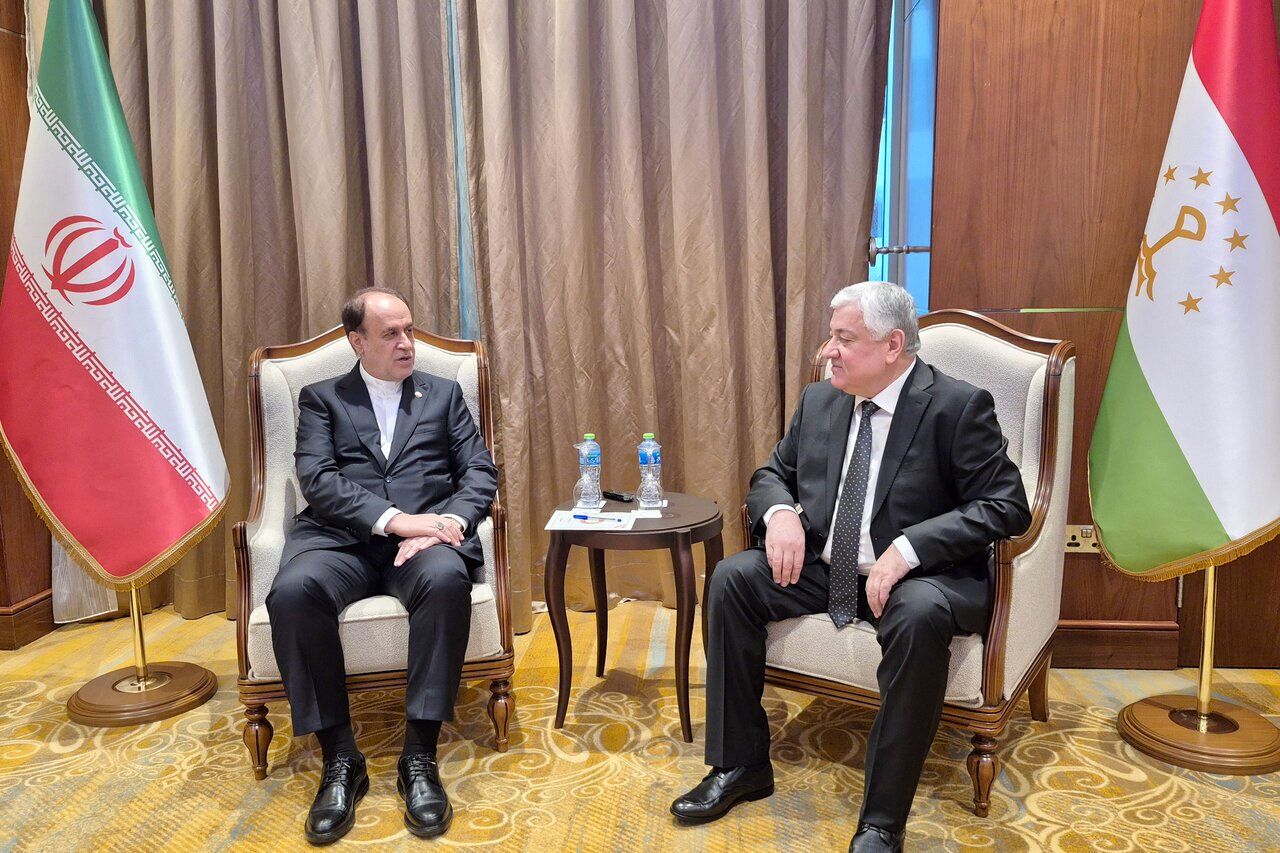 مجمع مجالس آسیایی باید مقابل یک‌جانبه‌گرایی آمریکا بایستد