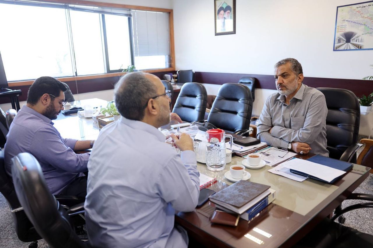 تاکید بر تقویت ارتباط مدیریت شهری مشهد با اندیشکده حکمرانی