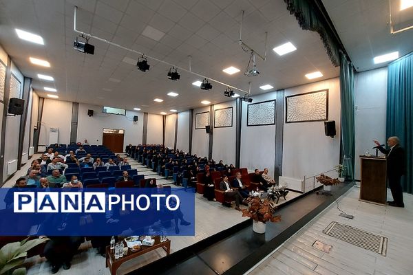 جلسه عمومی مدیران مدارس منطقه کهریزک 