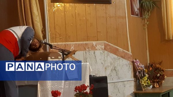 برگزاری کارگاه طرح ماهر هلال احمر در کانون سمیه شهرستان شیروان