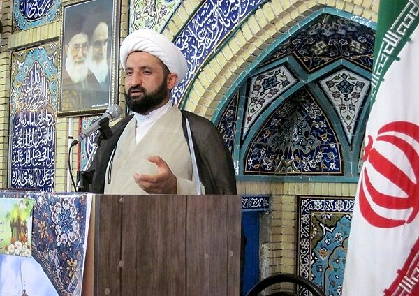 مردم ایران نماد ایستادگی در برابر دشمنی‌ها/ دفاع مقدس دستاوردهای راهبردی داشت