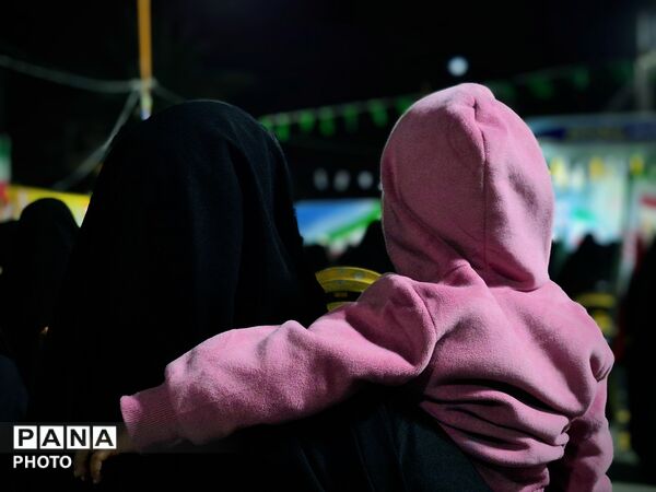 قدم‌های استوار، پیمانِ جاودان