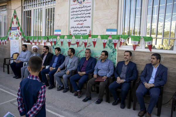 برگزاری آیین نمادین «جشن عاطفه‌ها» در مدارس شهرستان محلات
