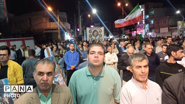 نمایش  اقتدار و وفاداری ،حضور پرشور مردم کوهدشت