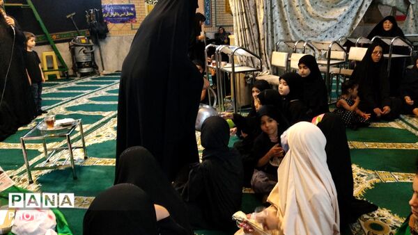 مراسم شیر خوارگان حسینی در مسجد حضرت علی علیه السلام 