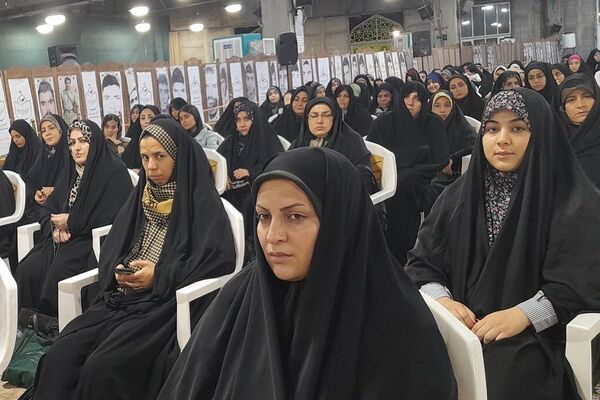 گردهمایی فعالان فرهنگی به‌مناسبت گرامیداشت مقام معلم در ناحیه دو بهارستان 