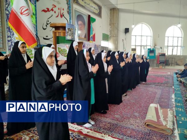 گرامیداشت سالروز ورود امام خمینی به میهن در نماز جمعه گلوگاه 