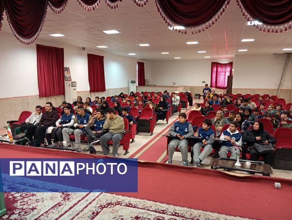 برگزاری جلسه آموزشی دانش‌آموز خبرنگاران پانا در منطقه پردیس