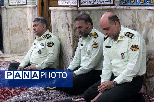 آیین عطرافشانی و گل افشانی مزار شهدا در سمنان