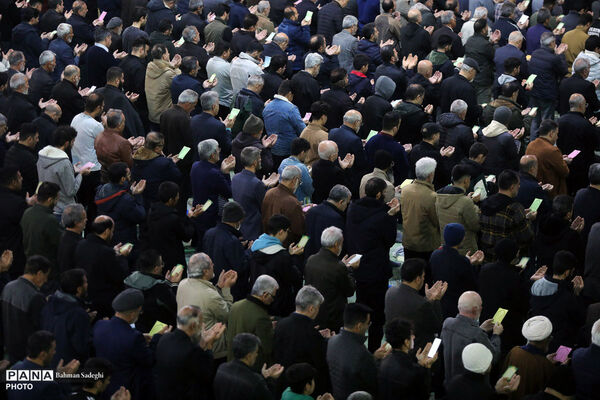 اقامه نماز عید سعید فطر - اصفهان
