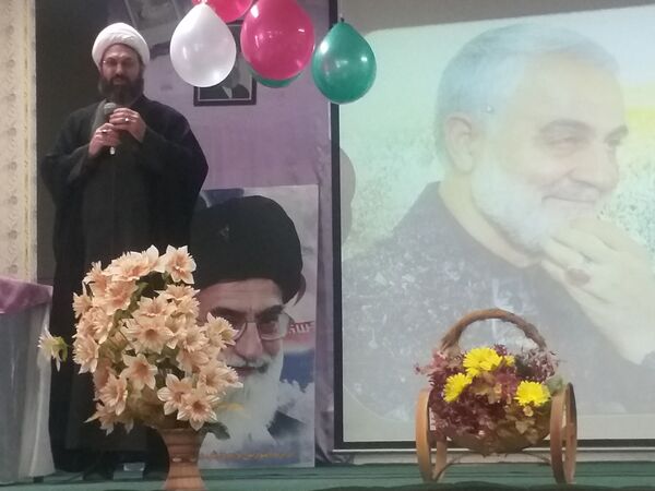 مراسم بزرگداشت نماز در اسفرورین 
