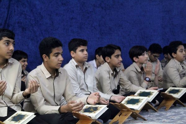 محفل انس با قرآن کریم در بندرعباس