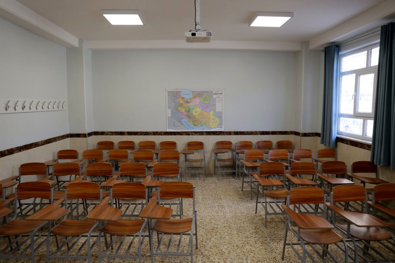 پیگیری تعهدات شهرداری تهران در احداث ۸۰ باب مدرسه