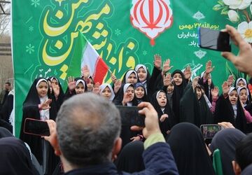 راهپیمایی یوم الله ۲۲ بهمن در کرج