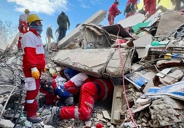 امدادرسانی تیم‌های امدادی در بیش از ۶۰ نقطه مورد اصابت