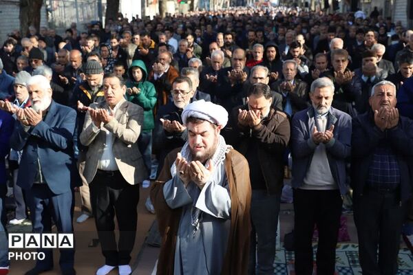 اقامه نماز عید سعید فطر در کمالشهر کرج
