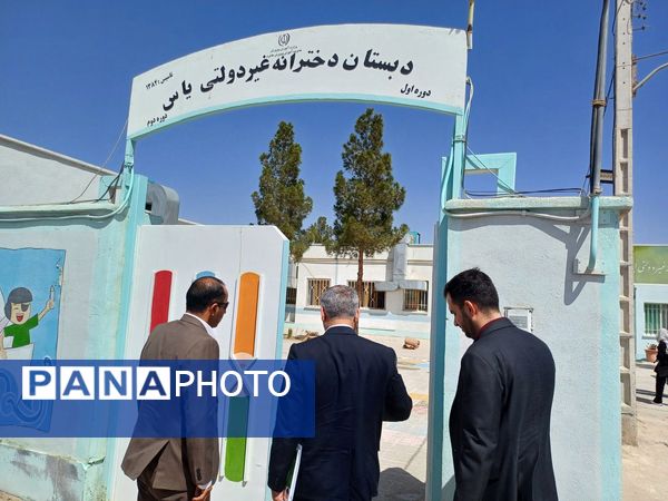 بازدید معاون آموزش متوسطه اداره‌کل آموزش و پرورش استان از مدارس شهرستان جاجرم 