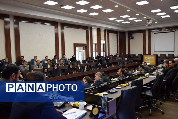 شورای آموزش و پرورش قطب شهید برونسی به میزبانی تربت حیدریه