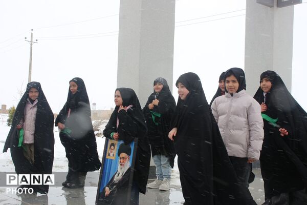 سرما جا ماند، وقتی ایمان جوشید
