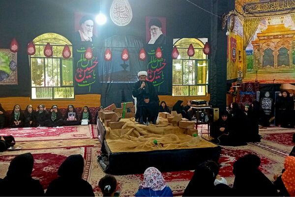برگزاری مراسم شهادت دردانه حضرت اباعبدالله الحسین در شهرستان فیروزکوه