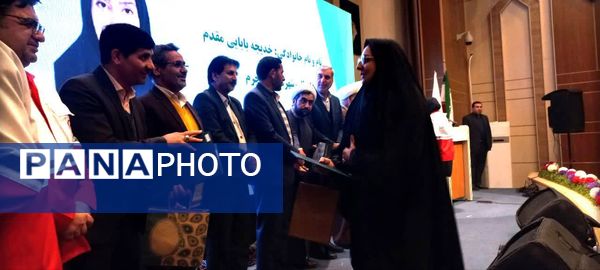 تجلیل از خیرین، پیشکسوتان و داوطلبان فعال جمعیت هلال احمر شهرستان جاجرم 