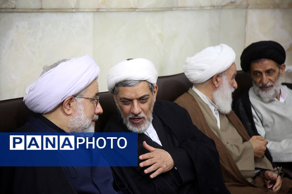 مراسم بزرگداشت شهدای خدمت در حرم حضرت معصومه(س)