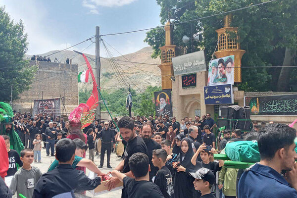 نمایی از عاشورا حسینی در روستا رویین