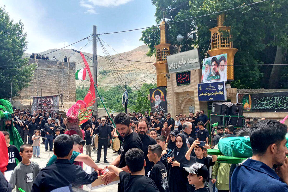 نمایی از عاشورا حسینی در روستا رویین