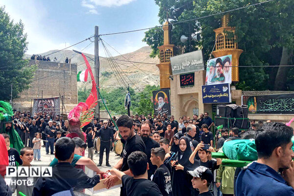 نمایی از عاشورا حسینی در روستا رویین