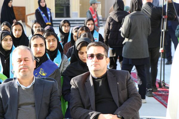 تجهیز هنرستان ۱۲ کلاسه «بصیرت سملقان»  به امکانات آموزشی نوین