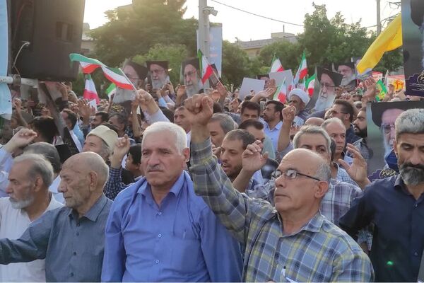 مردم شیراز باری دیگر به صحنه آمدند  و وعده صادق ۳ و عید غدیرخم را جشن گرفتند