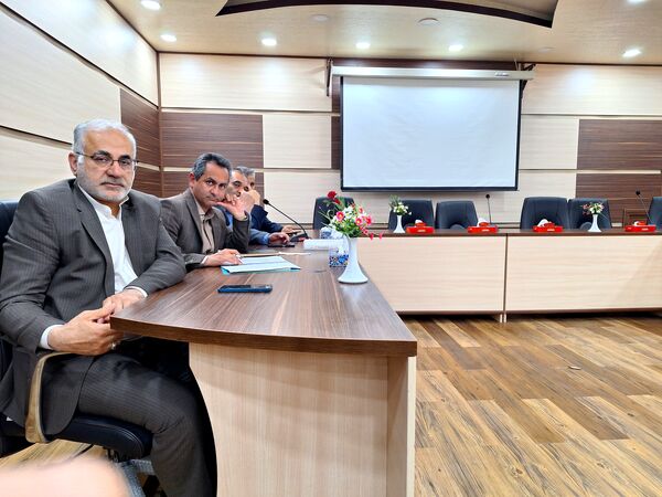 جلسه قرار گاه جهادی آموزش و پرورش استان اصفهان