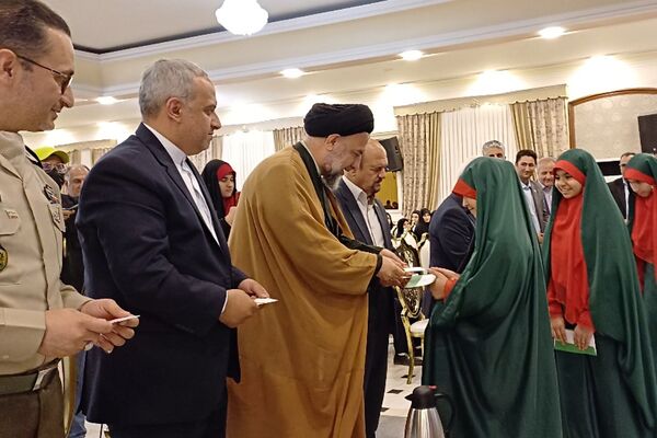 هفدهمین جشنواره مجمع خیرین مدرسه‌ساز شهریار در تالار شباهنگ شهریار 