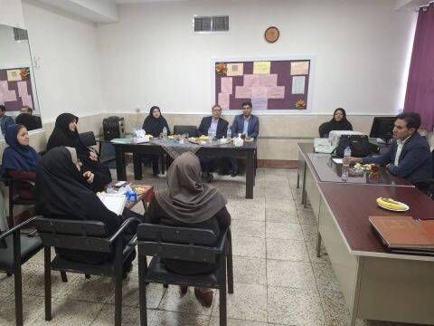 نقش معلمان در کاهش آسیب‌های اجتماعی دانش‌آموزان پررنگ‌تر می‌شود
