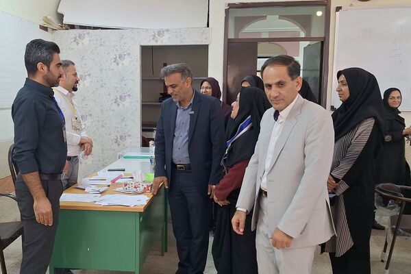 مسابقات بازی‌های فکری رویش دختران مرحله استانی در شیراز