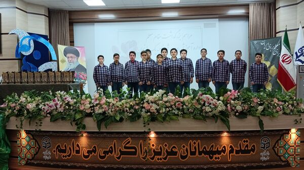 همایش بزرگداشت مقام معلم آموزش و پرورش ناحیه یک زنجان