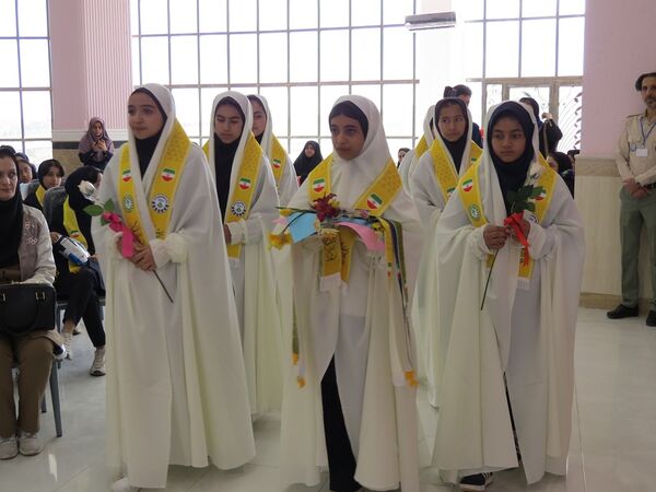 اردوی تمشک دختران بجنورد در اردوگاه شهید چمران 