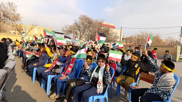 مراسم زنگ مقاومت در دبستان امیرمعزی 