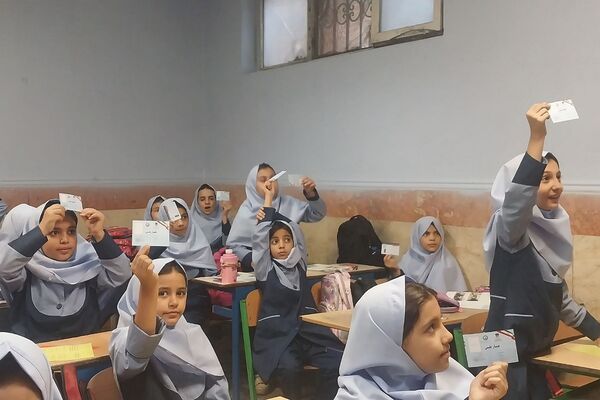 اجرای طرح «همیار پلیس» در دبستان شهید مجید مجیدی ناحیه دو شهرری 