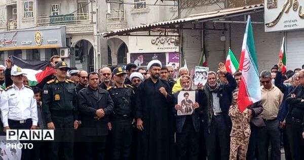  کودکان و دانش‌آموزان لارستانی در راهپیمایی روز قدس