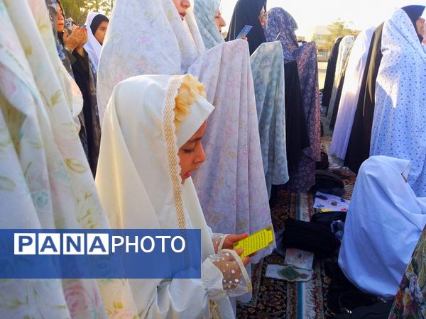 نماز عید فطر ۱۰ هزار نفری در کاشمر 