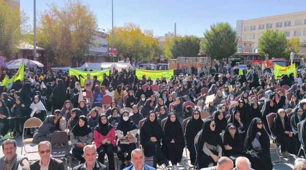 راهپیمایی ۱۳ آبان در شهرستان آباده 