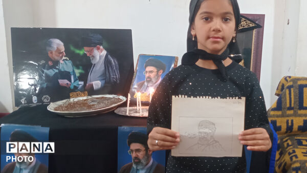 خوش آباد؛ کوچک و بزرگ در سوگ رهبر شهید 