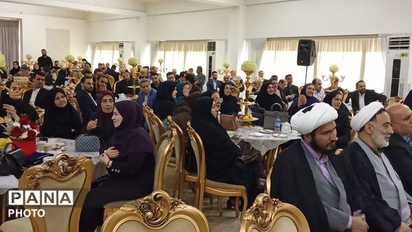 همایش گرامیداشت مقام معلم در نوشهر 
