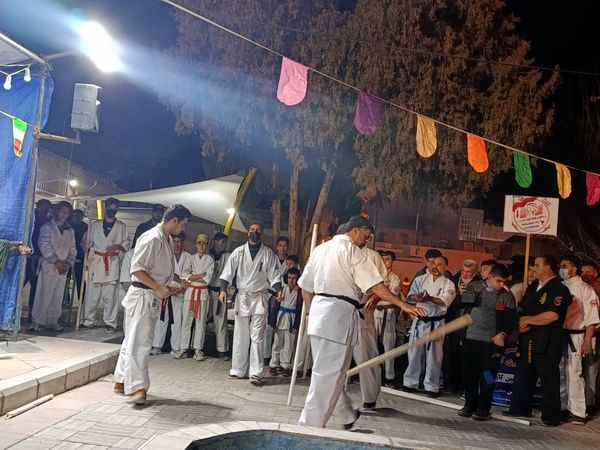 گلبانک الله اکبر در پارک‌کودک خیابان امام شهرستان کاشمر 